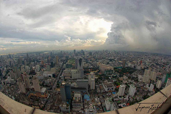 vue de Bangkok depuis la tour baiyoke 2