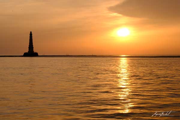 photographie de l'océan Atlantique, couché de soleil en mer