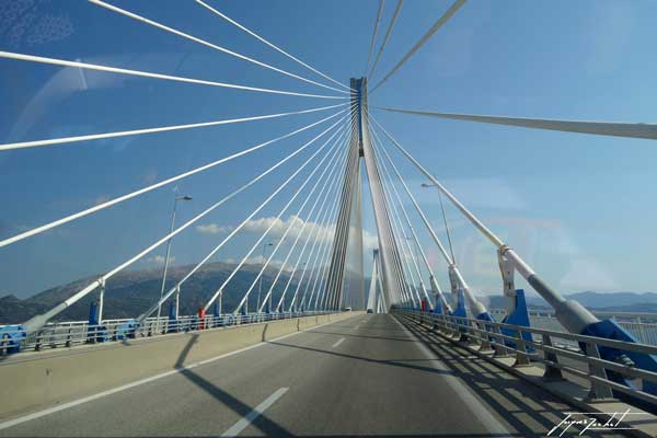 pont Rion Antirion dans le Péloponèse