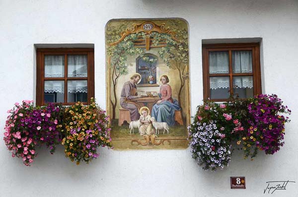 Innsbruck, architecture, wall paint
