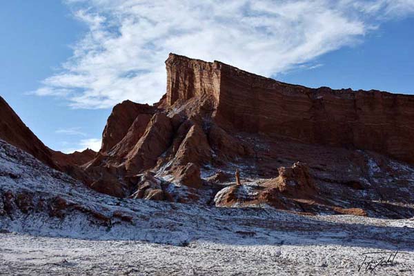 the valle de la luna in the atacama desert