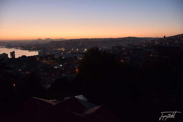 Photo of Chile, sunrise on valparaiso