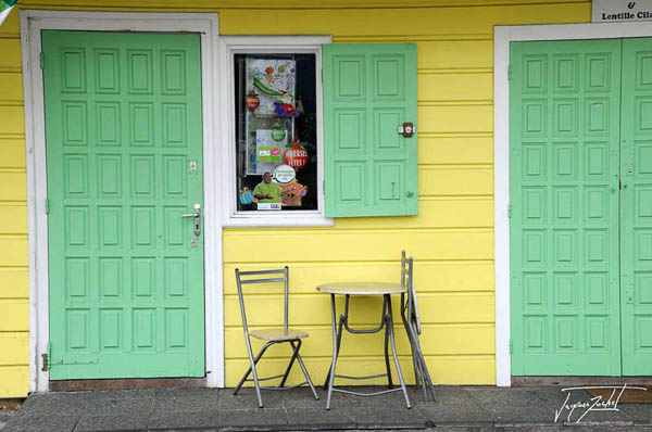 Colored facade of a Creole house, La Réunion