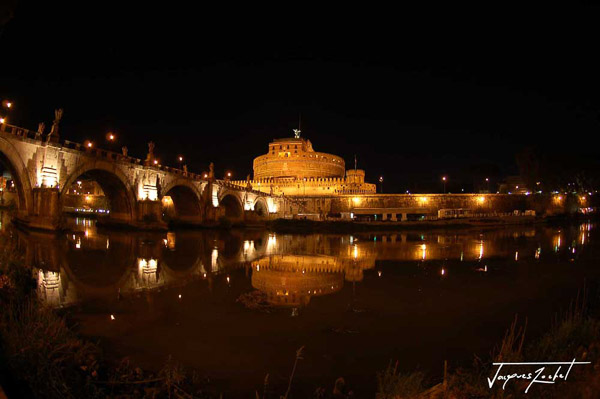 le chateau saint ange de nuit, rome