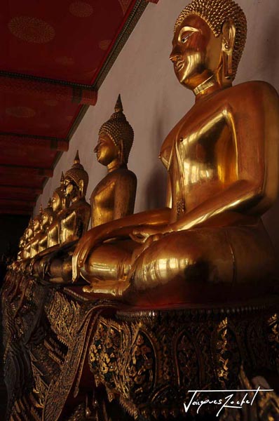 Temple of Wat Pho in Bangkok, travel to Thailand