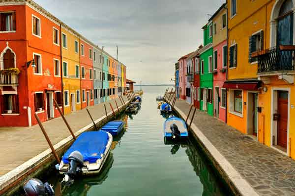 burano dans la lagune de venise